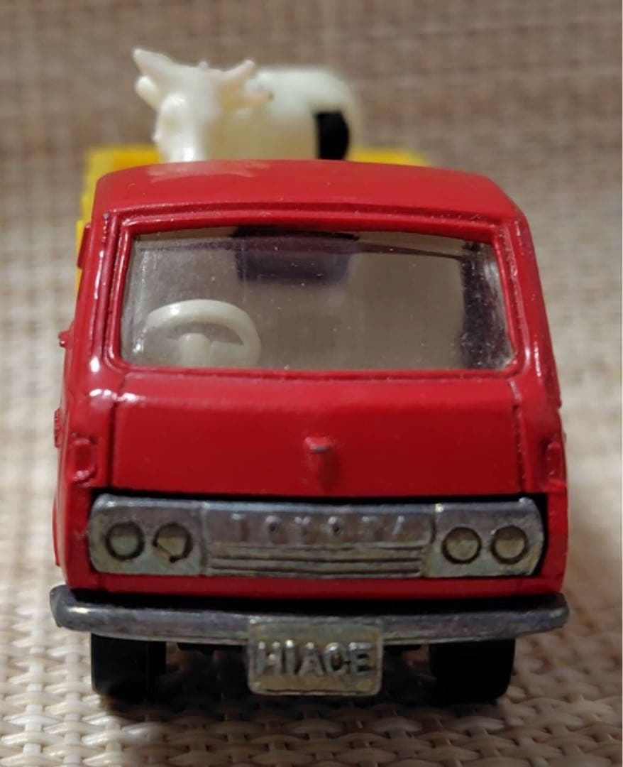 トミカ黒箱50-1 トヨタハイエース牧場トラック 日本製 当時物