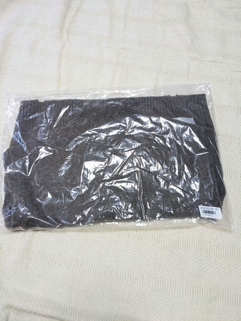 ネイチャーズ 無染色ヤク セミワイドシルエット セーター Sサイズ