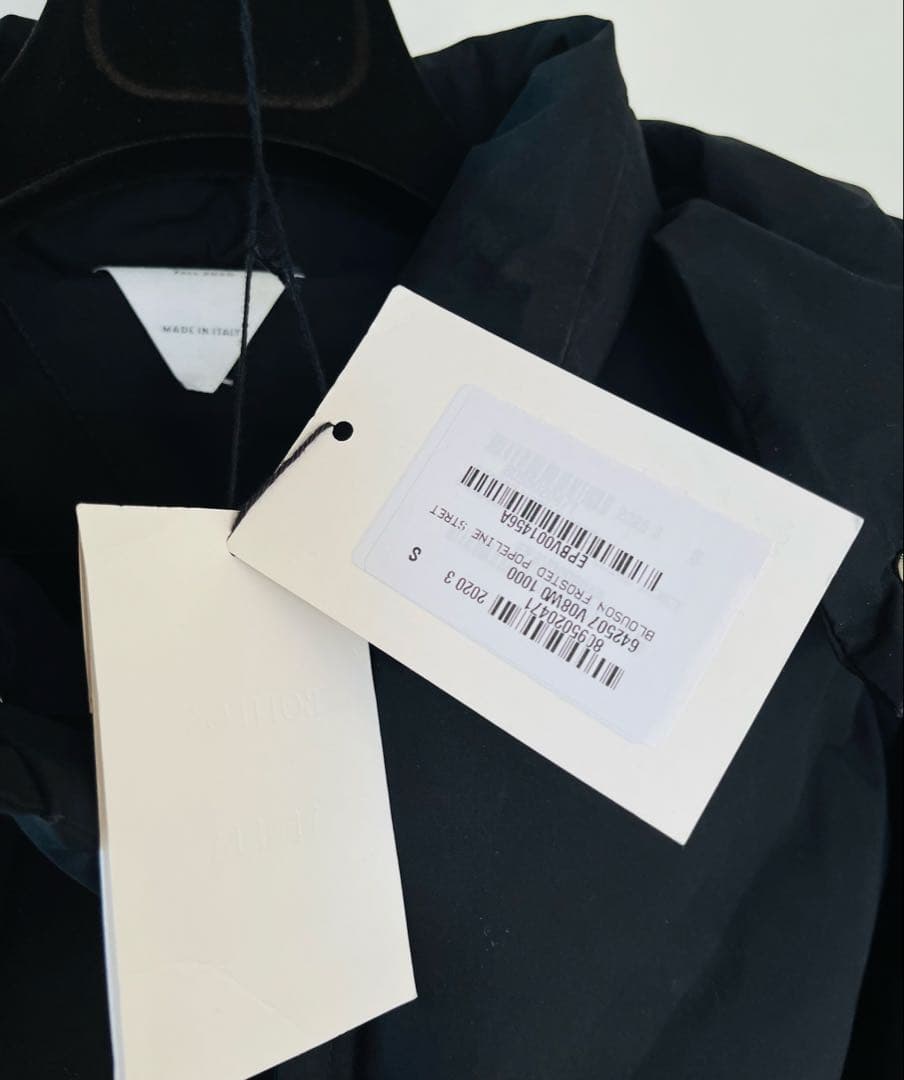 30万 BOTTEGA VENETA ショート ダウン ジャケット コート 黒S - メルカリ