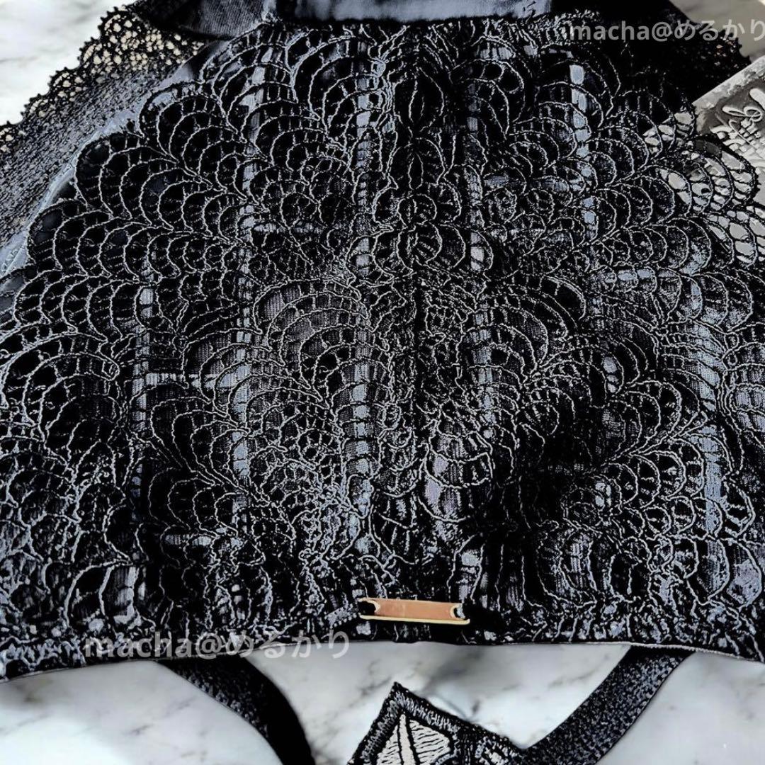 ブラデリスニューヨーク＊JOJOコラボ 徐倫デザイン 上下ブラセット