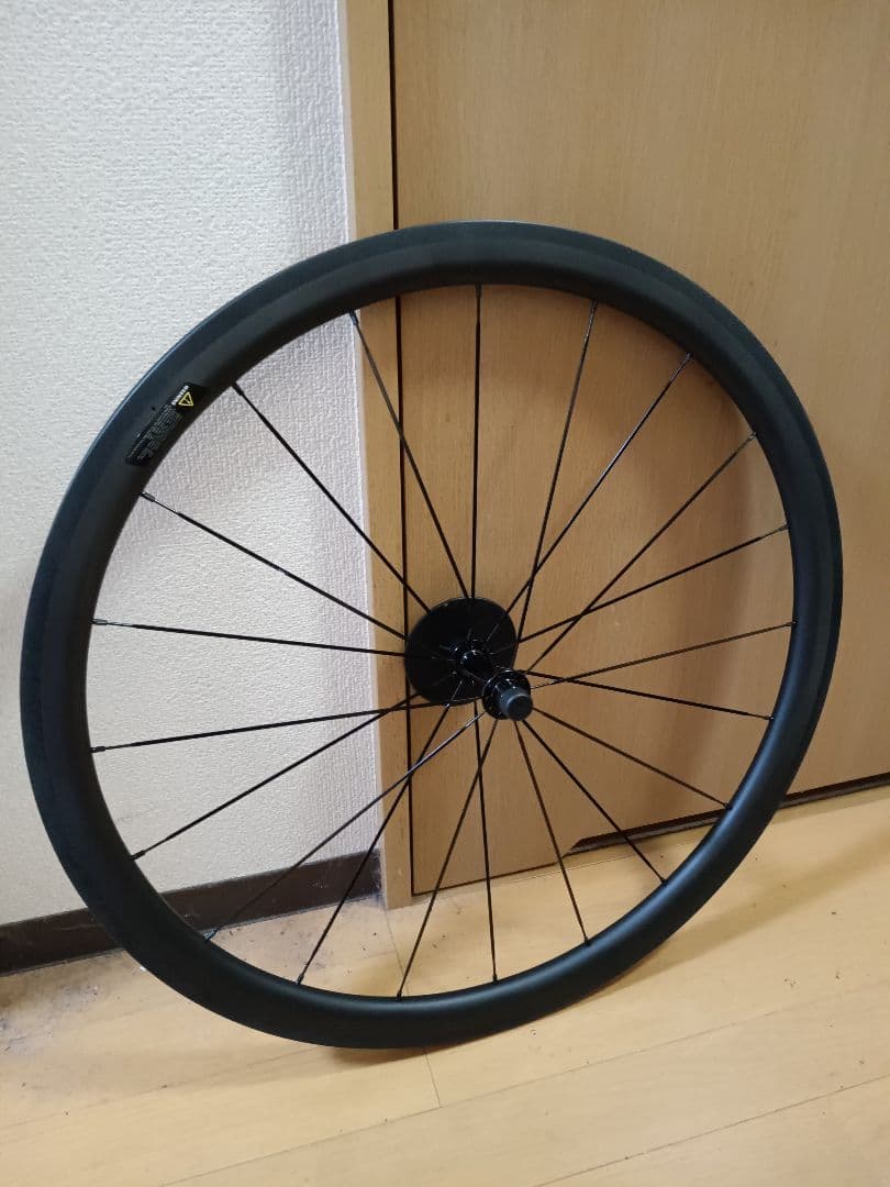 カーボンクリンチャータイヤホイール 黒 KAISER（KENDA） 86 ZN6 BRZ ZC6 18インチ タイヤホイールセット Acht