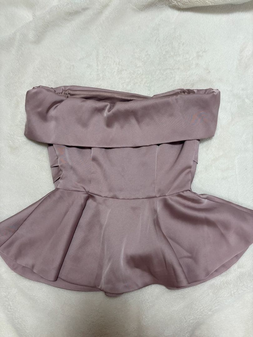 poláura ロマンティックサテンペプラムトップス-pink - メルカリ