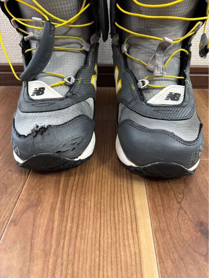 ニューバランス スノーボード ブーツ 686 26.5cm