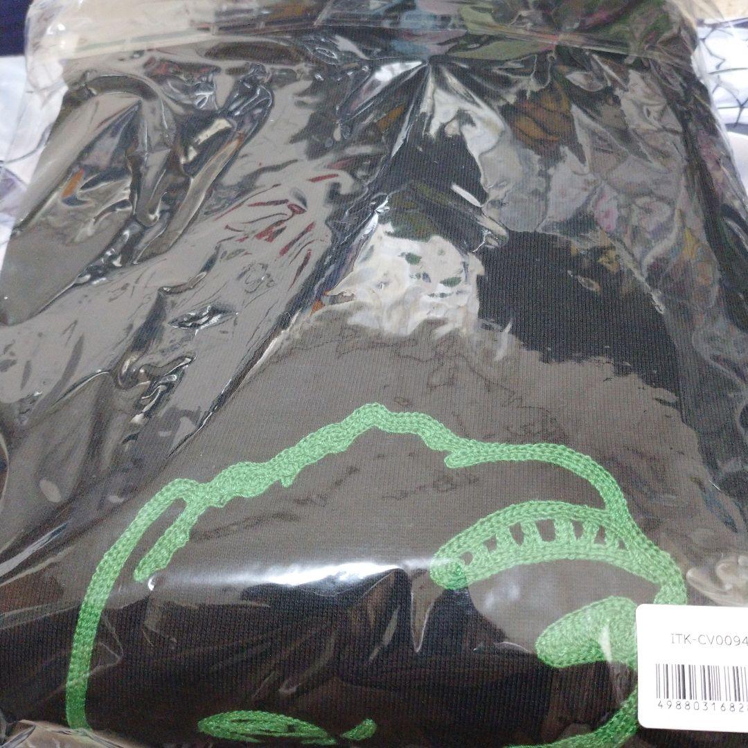 Chevon 黒×緑フルジップパーカー