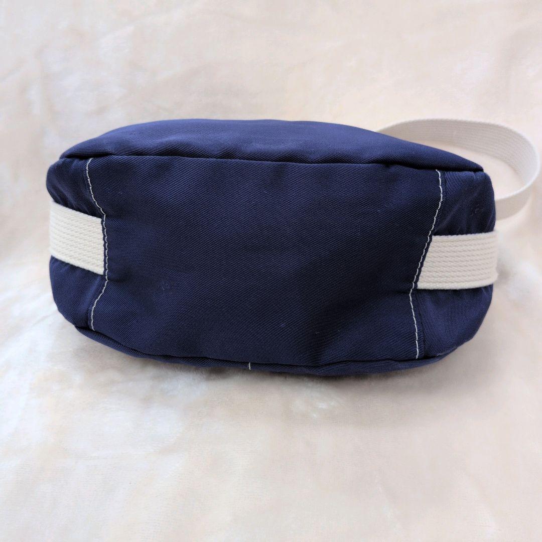 adidas archive 00S ヴィンテージ メッセンジャーバック 古着 - メルカリ