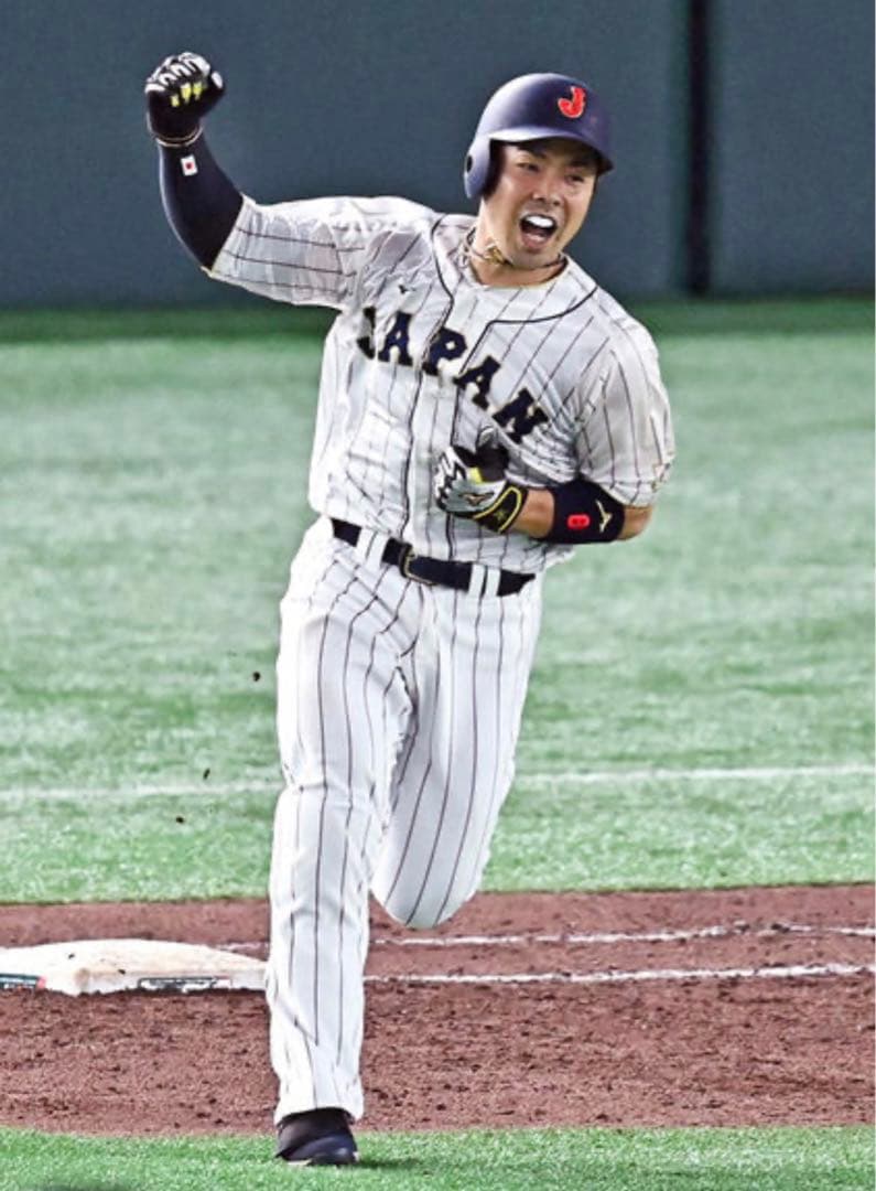 ソフトバンクホークス 近藤健介選手型(KK)MIZUNO Pro硬式木製バット