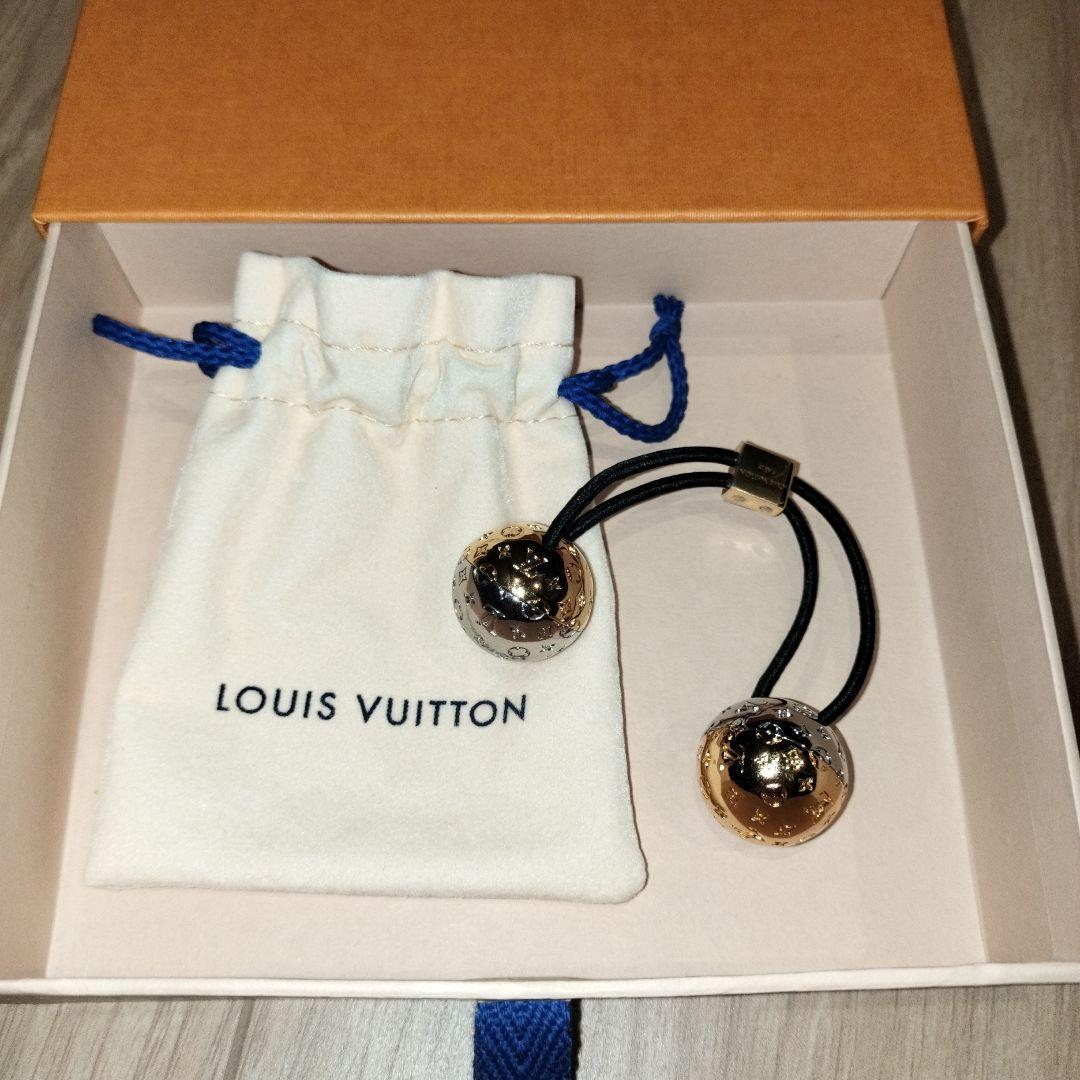 LOUISVUITTONヘアゴム ナノグラムプラネットLV M80266 LOUIS VUITTON（ルイ・ヴィトン） ブックルドレイユ ナノグラム