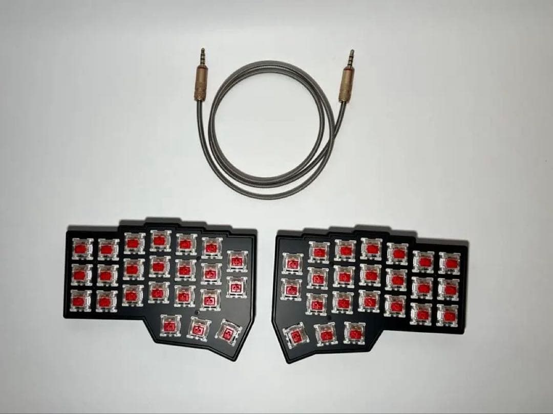 キーボード corne v4 cherry Corne V4 Cherry