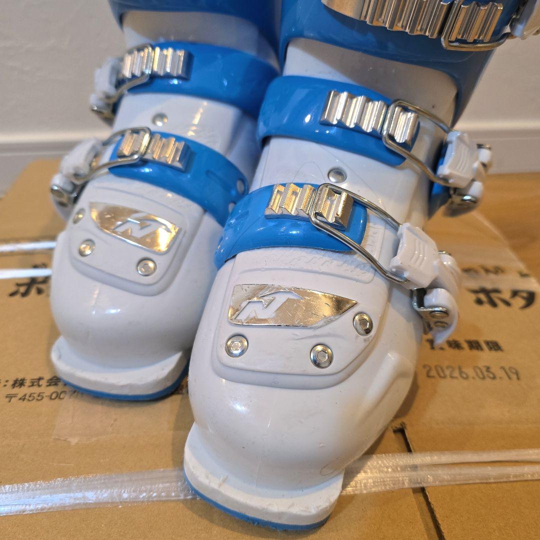 ノルディカ キッズ スキーブーツ 20～21.5cm