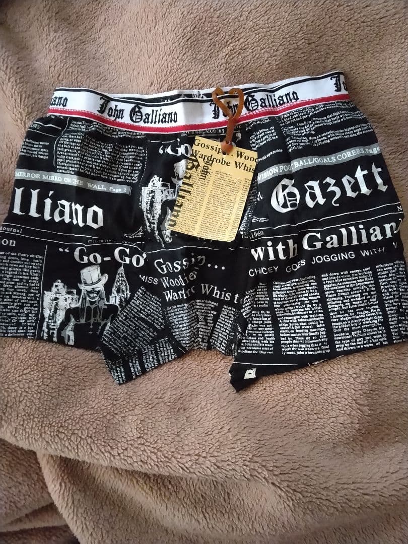 John galliano ボクサーパンツ Lサイズ 黒 ニュースペーパータグ付