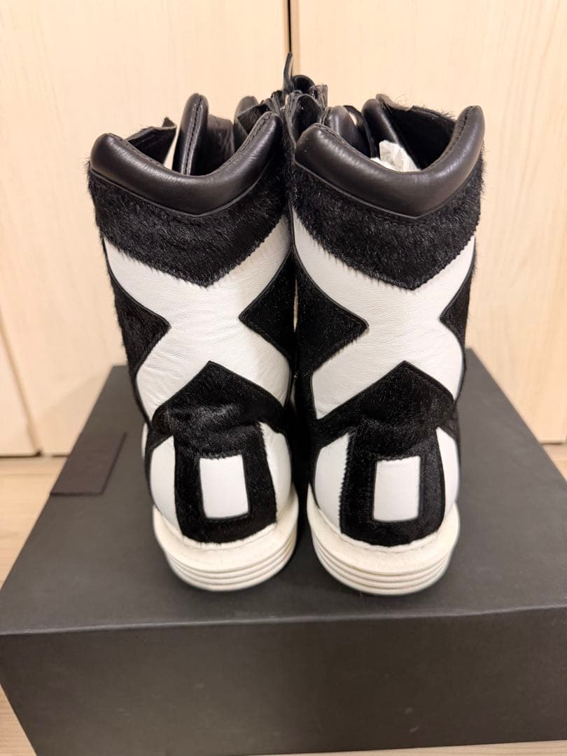 オ*☆様 T.M.Revolution 西川貴教着用 スニーカー artsela