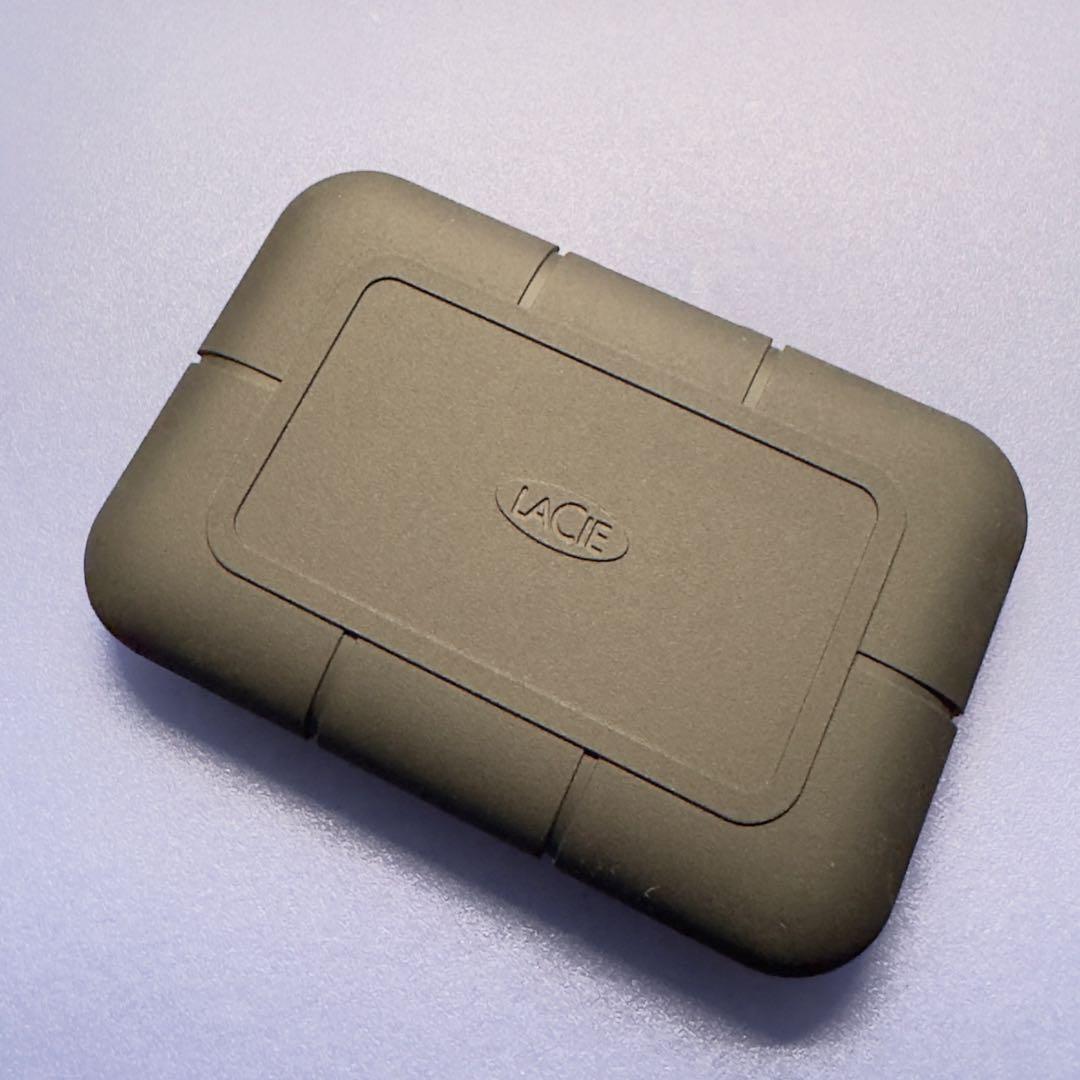 美品 ラシー LaCie ポータブルSSD 2TB Rugged SSD Pro - メルカリ