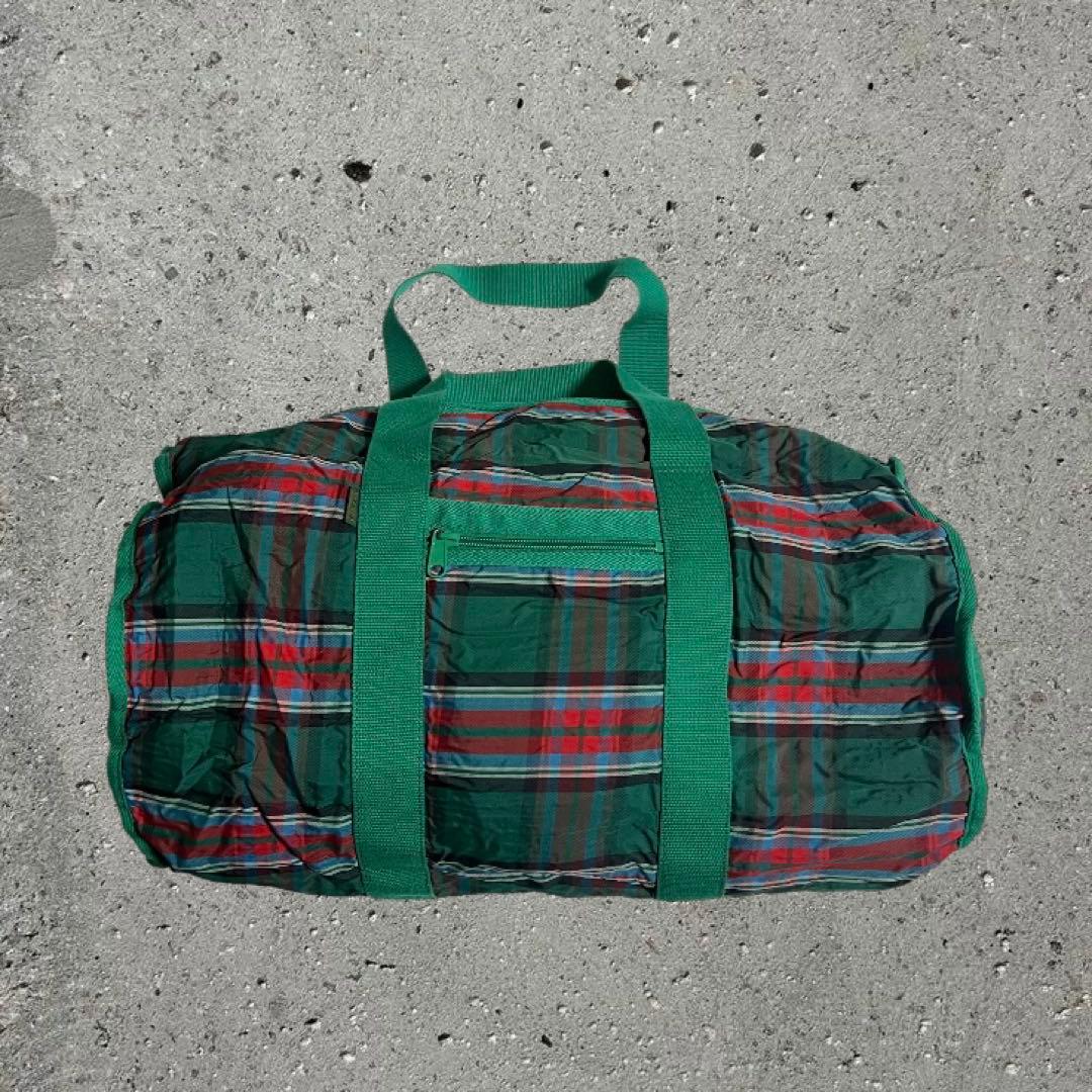 90〜00s 緑赤チェック柄ダッフルバッグ 海外ストリート - メルカリ