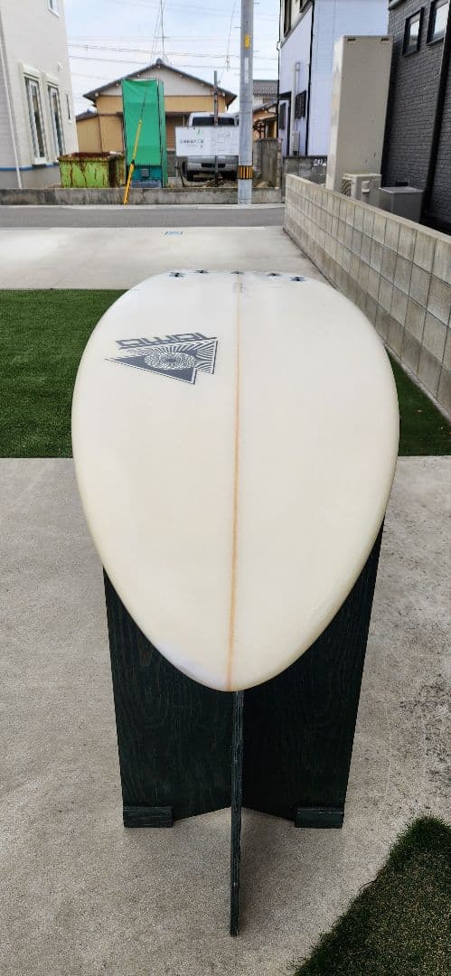 TOMO　HydroShort 　XTR素材　5'7 29.2L