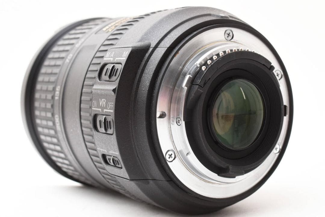 ★極上品★ Nikon AF-S 18-200mm f3.5-5.6 6G VR