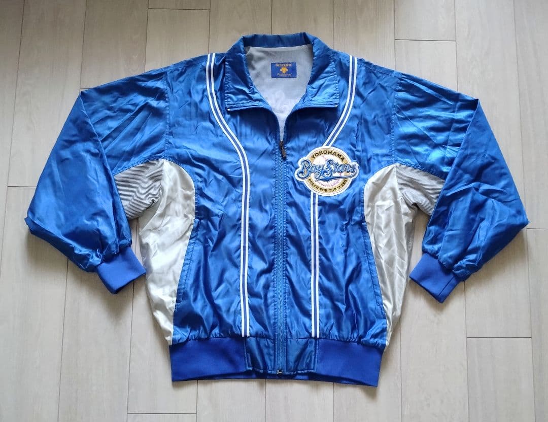 プロモデル】横浜 DeNA ベイスターズ グランドコート デサント XO