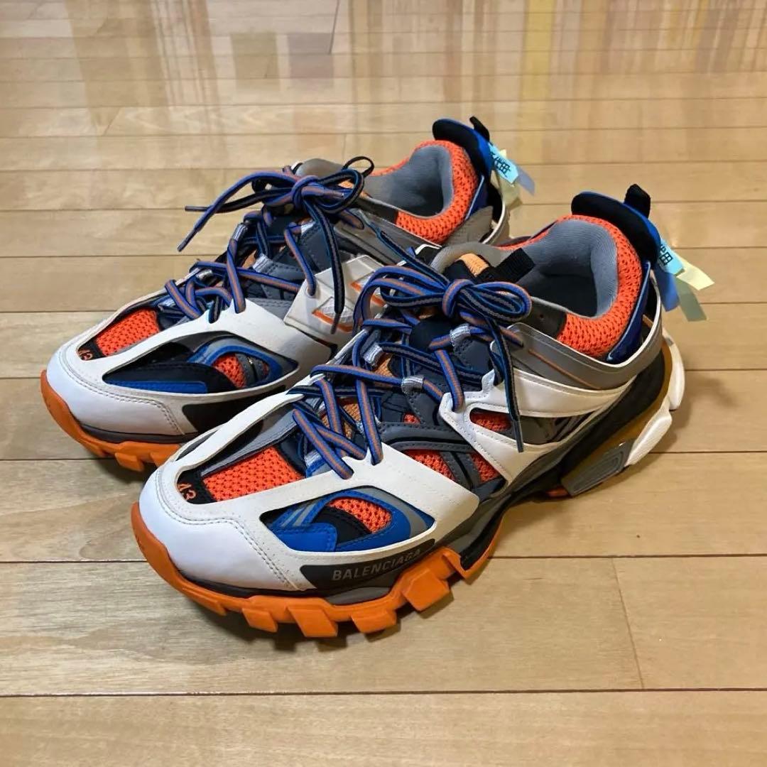 BALENCIAGA track スニーカー 28.5cm バタフライシステム レース シートカバー CS-T020-F トヨタ ノア