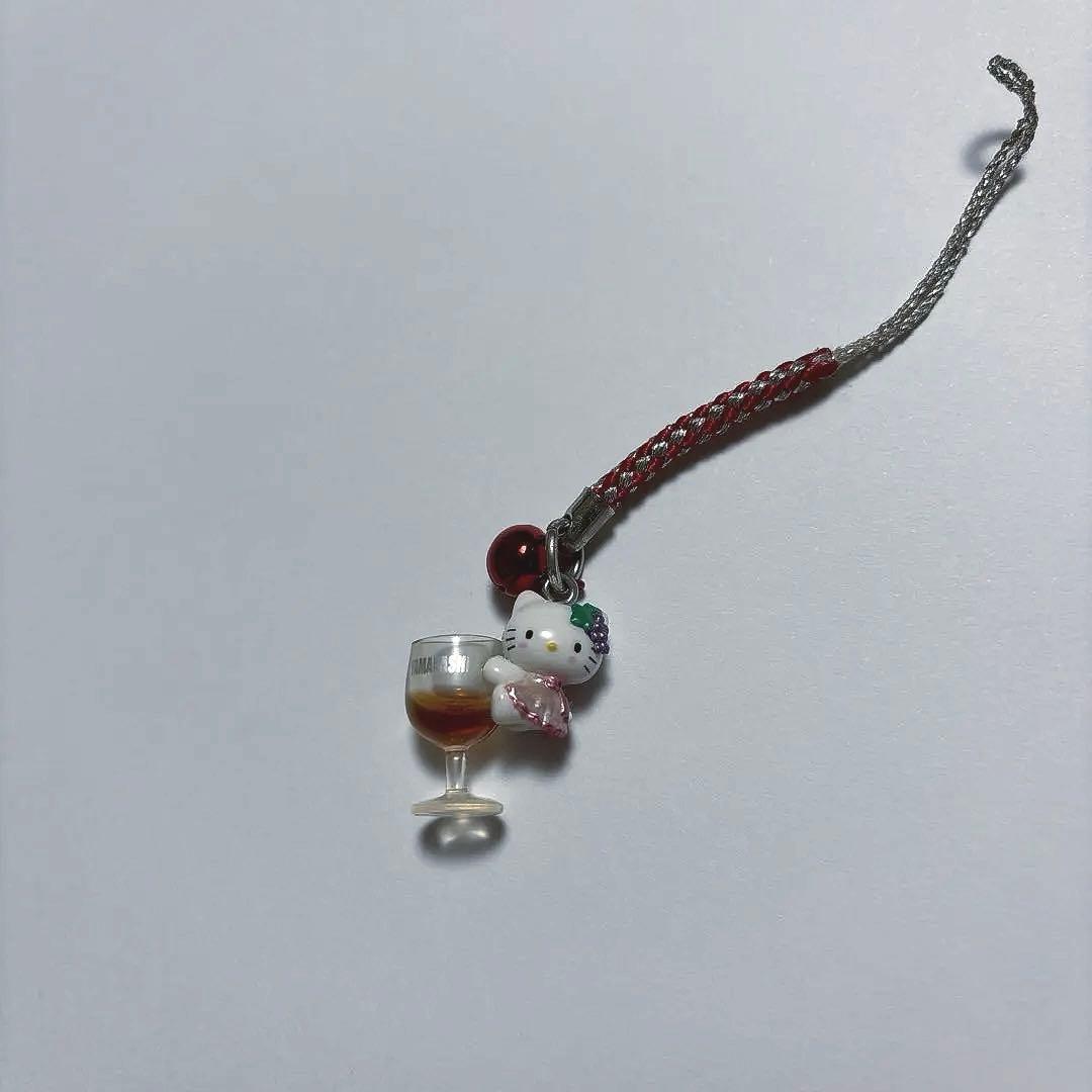 ご当地キティ 山梨 赤ワイン - メルカリ