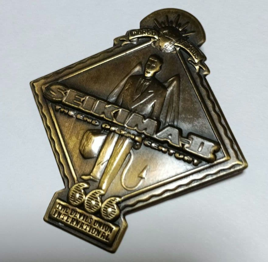 聖飢魔Ⅱ　バッチ　ブロンズ色　金属製