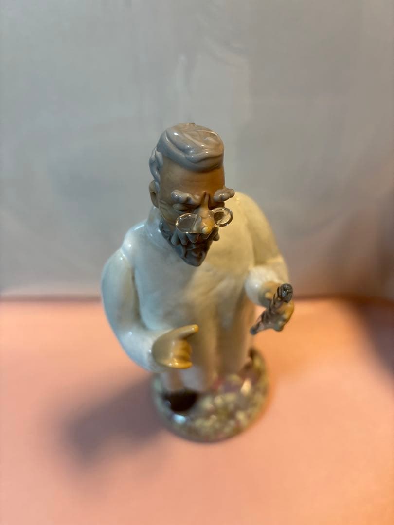 チェコ共和国 ボヘミアガラス ドクター人形 ドクタードール - メルカリ