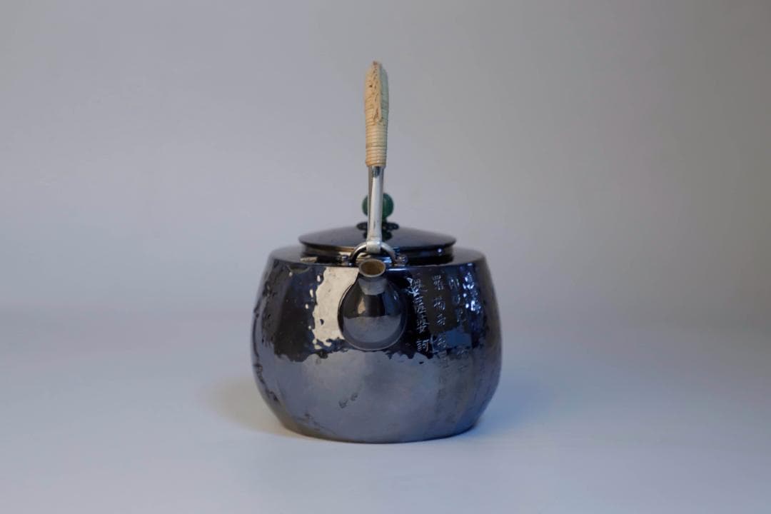 純銀製 四面取般若心経文彫 パッチ 玉摘 湯沸 銀瓶 煎茶