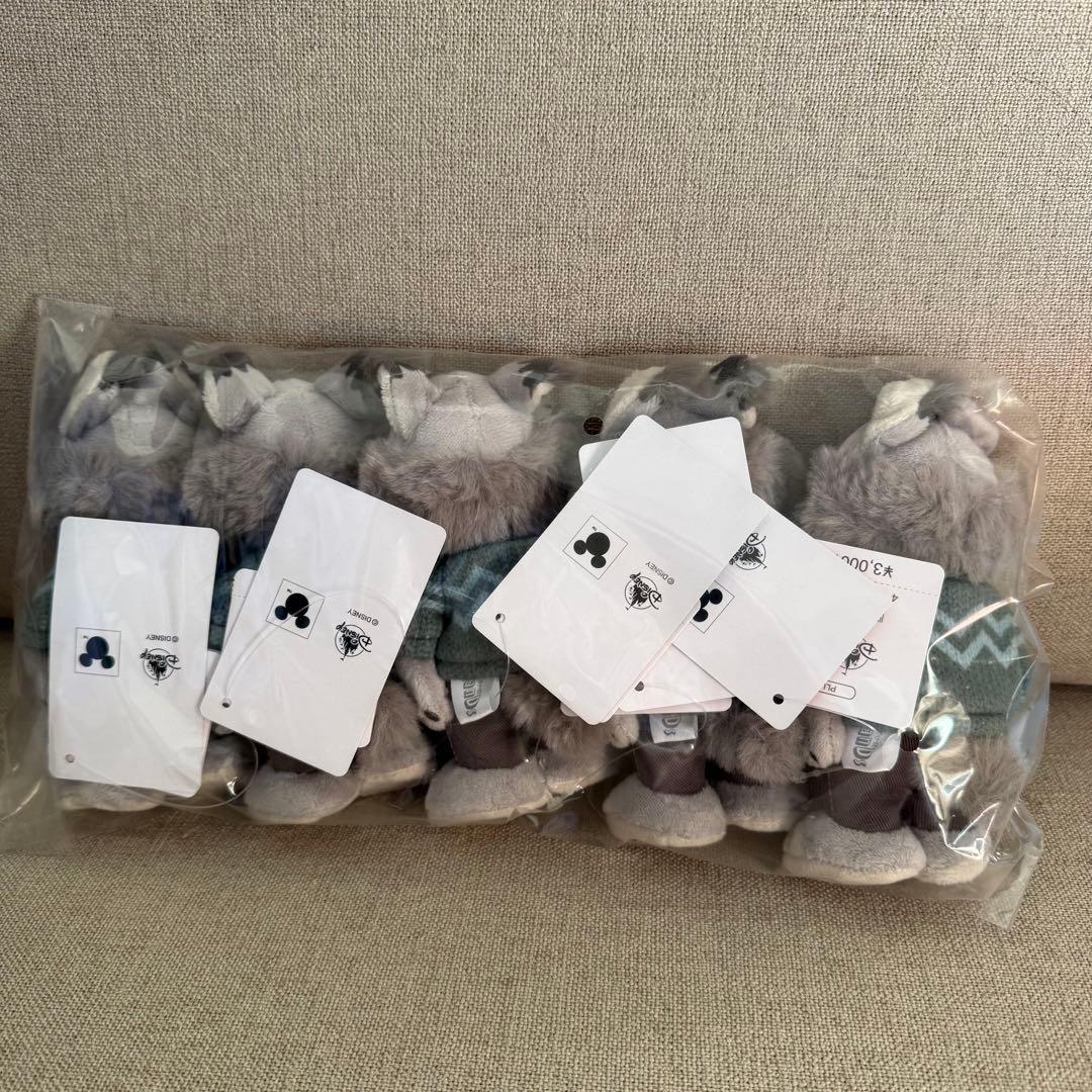 新品タグ付き パウバート ぬいぐるみ Disney stanDs ズートピア2