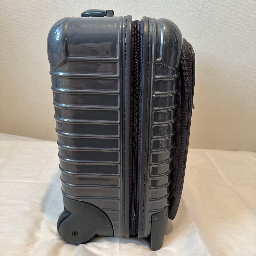 希少】リモワ スーツケース2輪 サルサデラックス ハイブリッド - メルカリ
