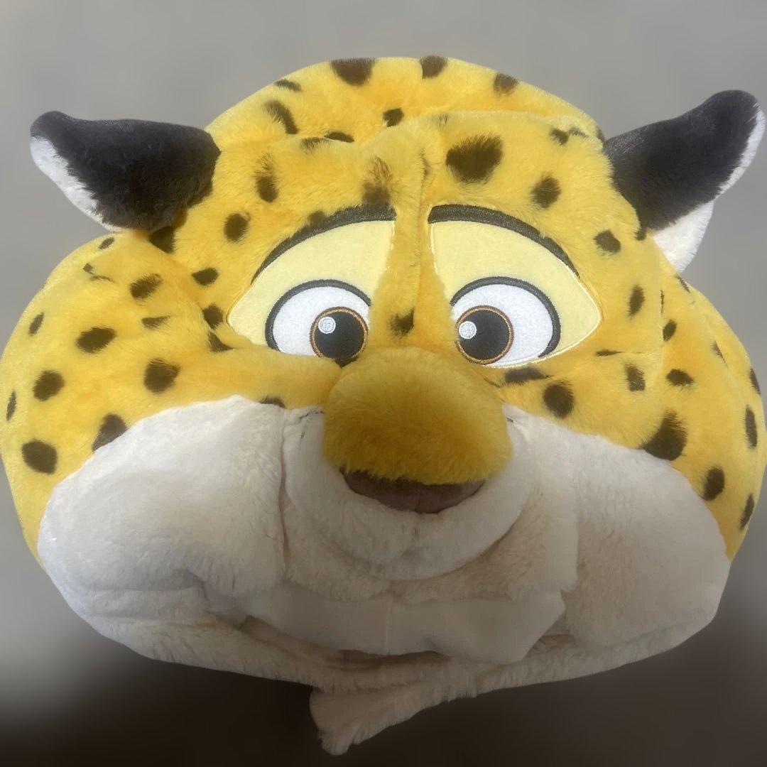 ディズニー公式　ズートピア　クロウハウザー　ファンキャップ 🐯🐰🍩🥕 . . 発売されてから絶対にゲットしたかった #クロウハウザー