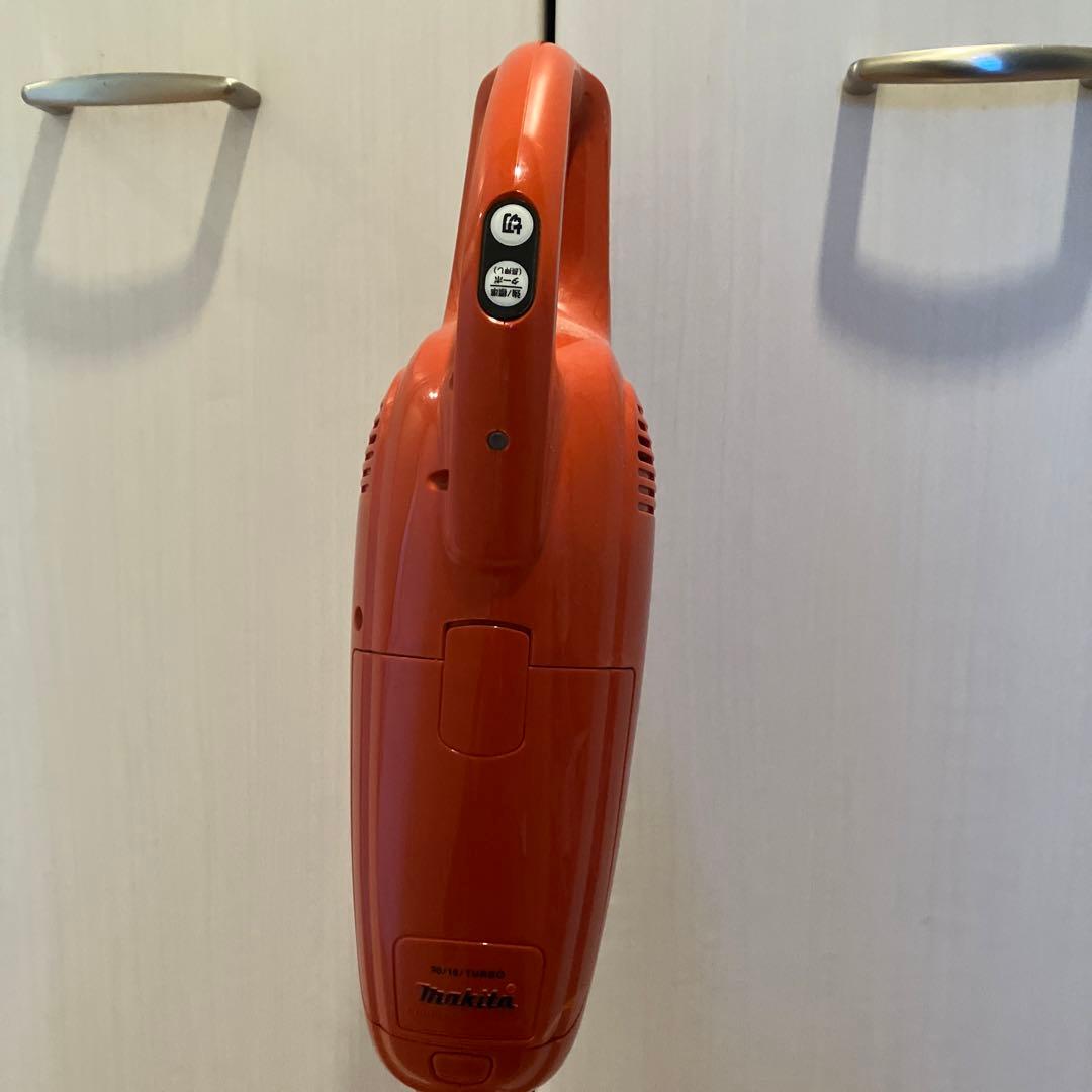 マキタ 充電式クリーナー CL103D掃除機オレンジ - メルカリ