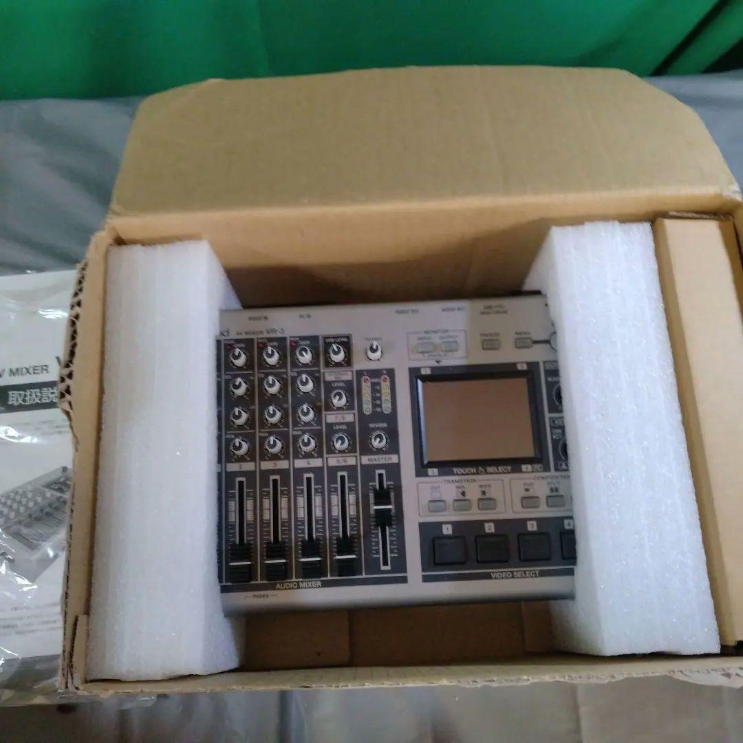Roland ローランド AVミキサー VR-3 ライブ配信 動画配信用 - メルカリ