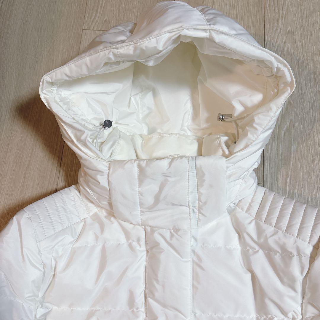 PRADA プラダ ダウン ジャケット 白 ホワイト 29x544 - メルカリ