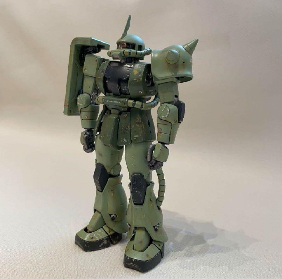 ザク　ガンプラ MG 1/100　ガンダム