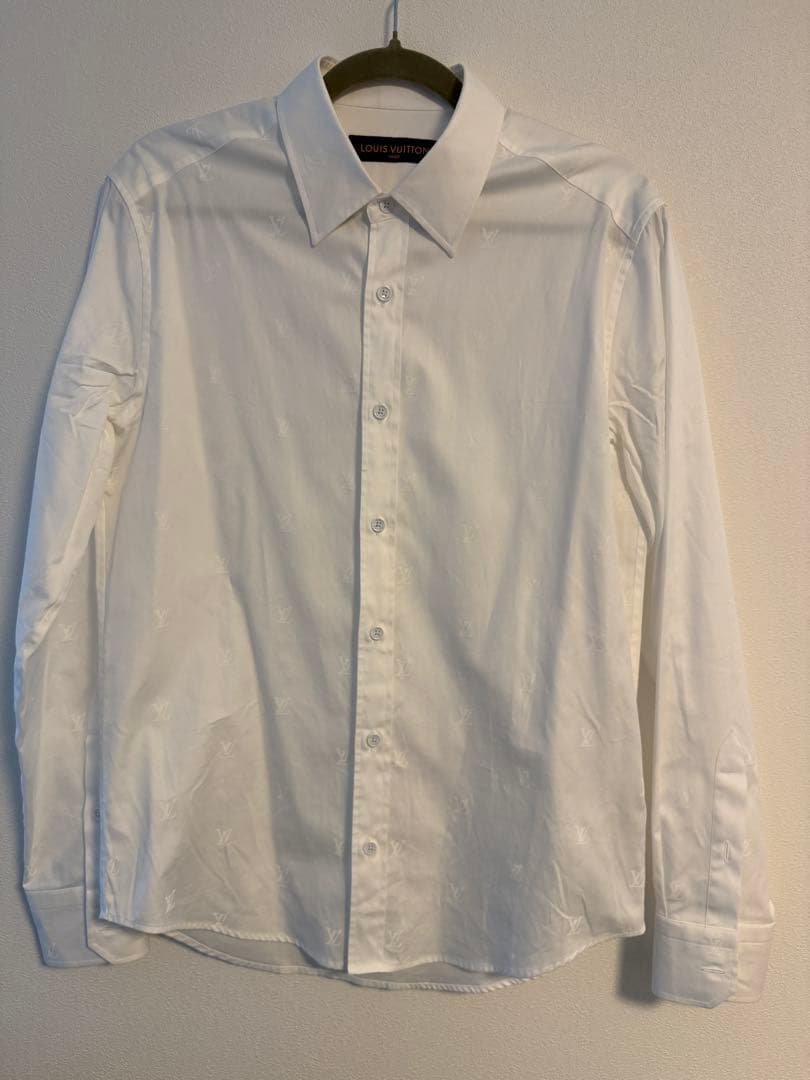 D*n様 2025年新作 Louis Vuitton モノグラム ホワイトシャツ 楽天市場】【送料無料】【本物】超美品☆LOUISVUITTON☆ルイヴィトン