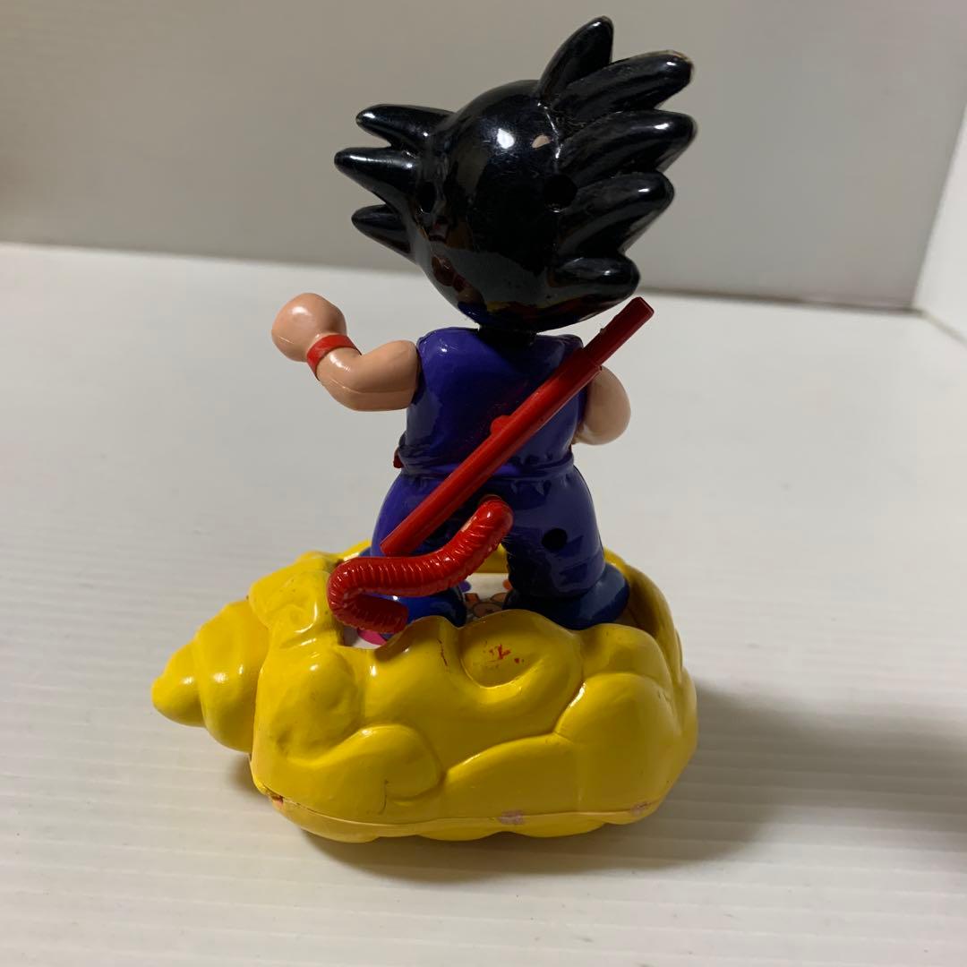 当時物　ドラゴンボール 孫悟空 フィギュア 筋斗雲に乗ってます