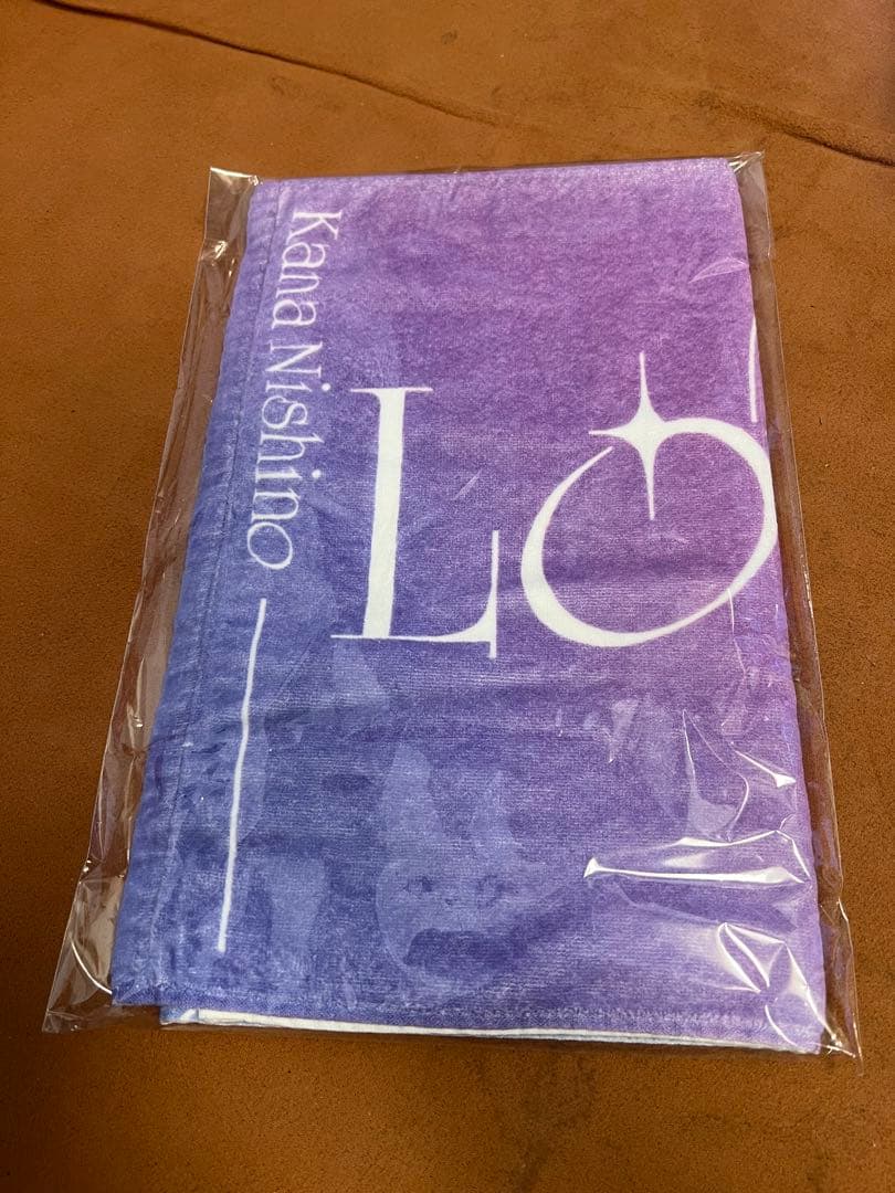 西野カナ　Love Again Live 2024 グッズ　コンサート　タオル