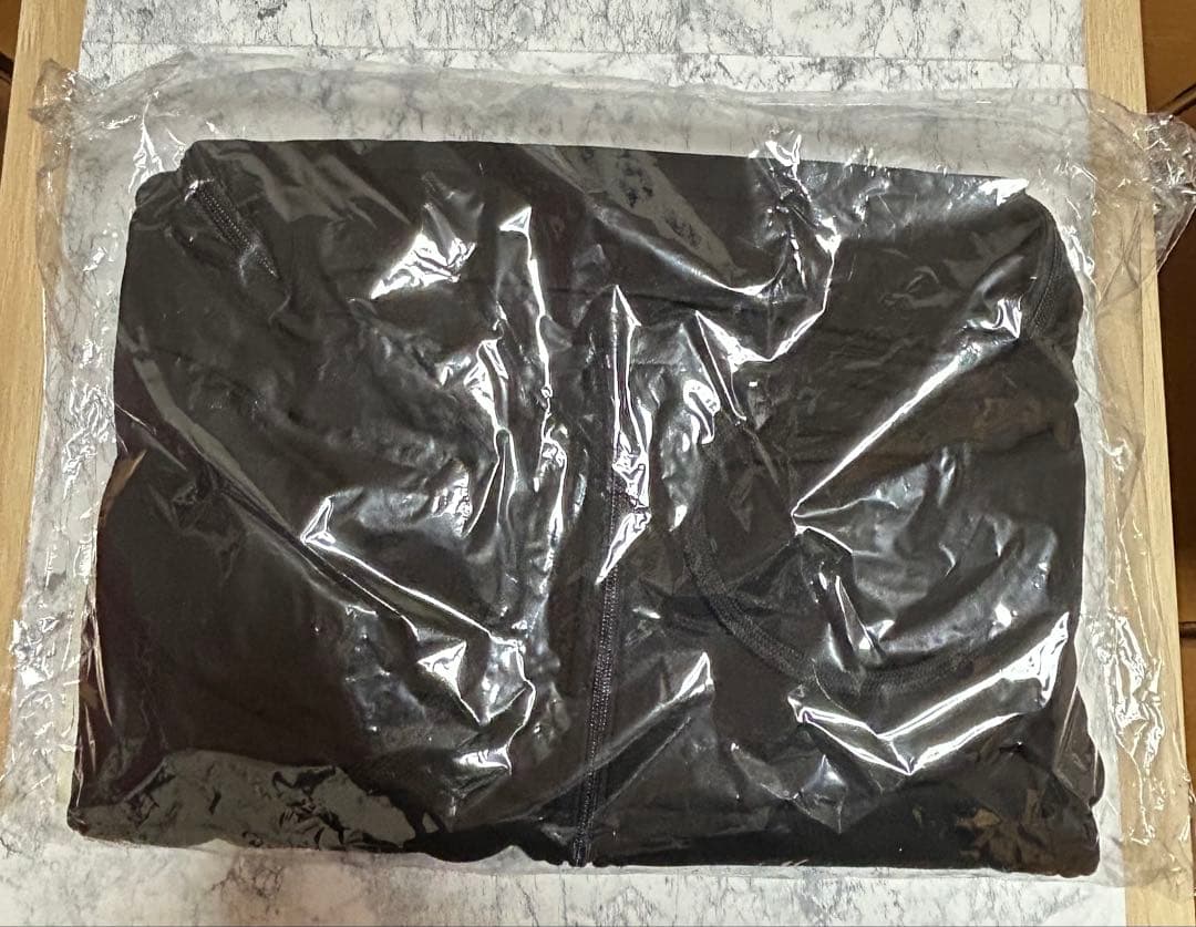 Acid Black Cherry ボリュームネックパーカー 未開封新品 ABC