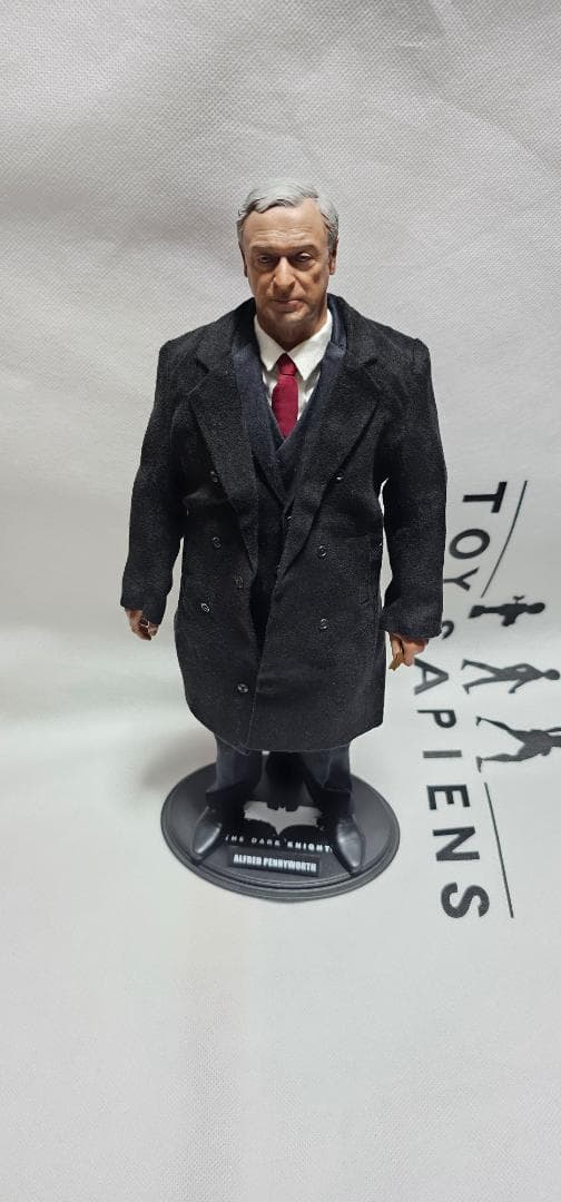 ホットトイズ　アルフレッド・ペニーワース　バットマン