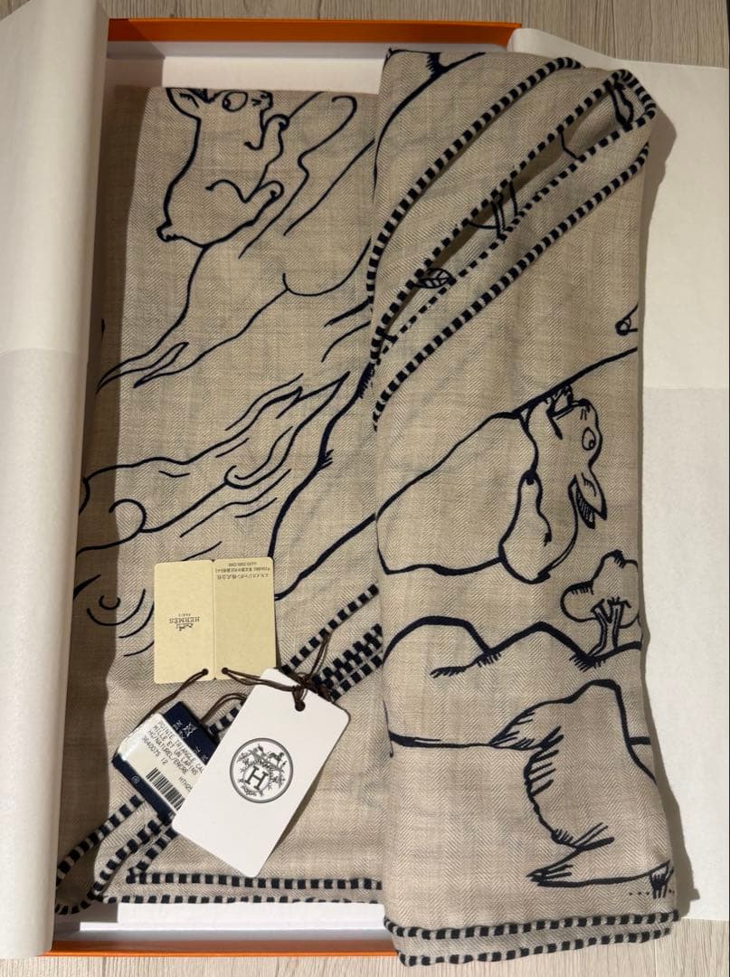 HERMESトライアングル ジェアン《千と一のウサギ》 ￥161,700 新品