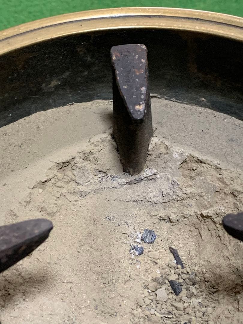 唐金 火鉢 手焙 獅子頭両耳 遊環 灰炉 - メルカリ