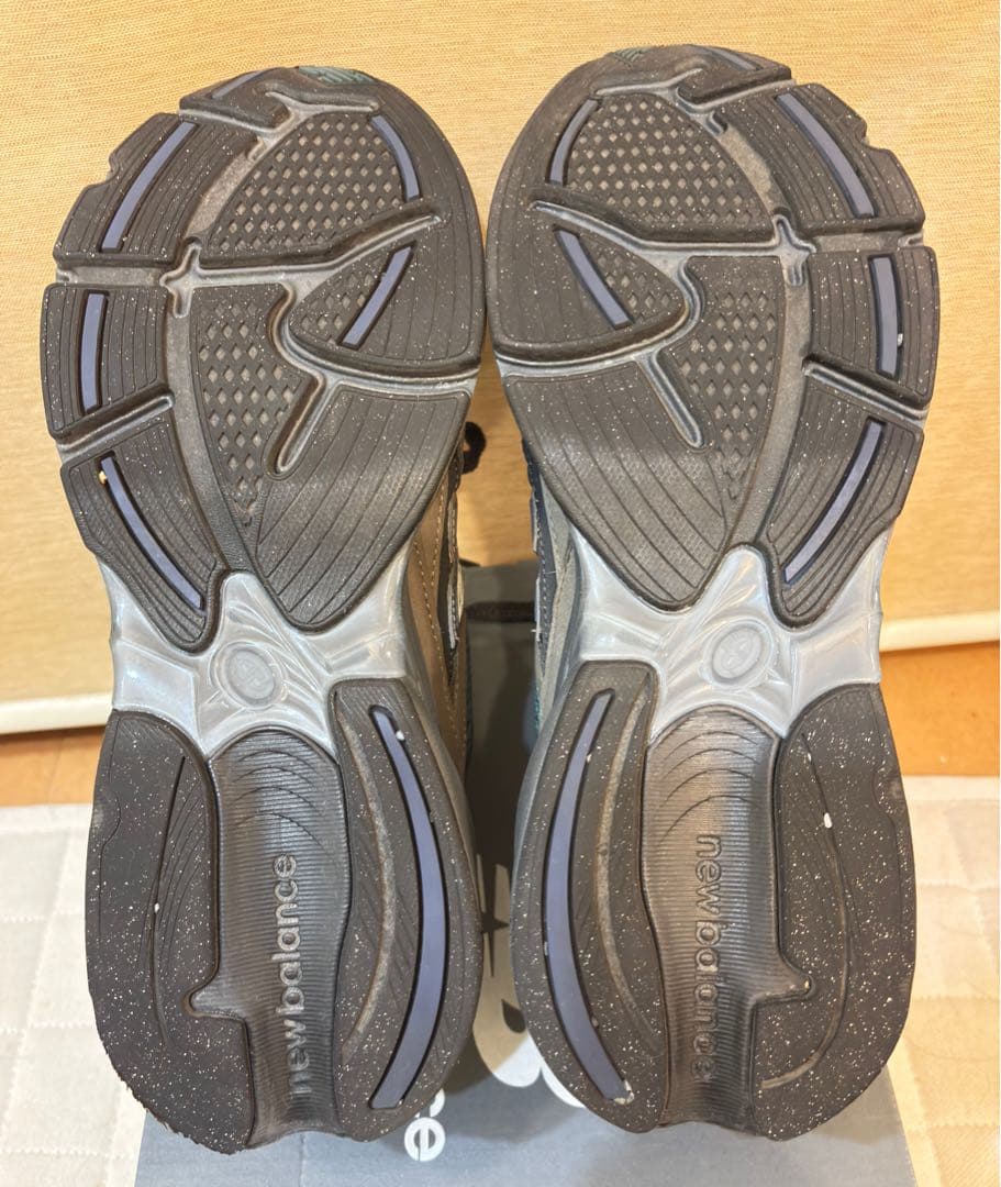 ニューバランス スニーカー グリーン 27.5cm