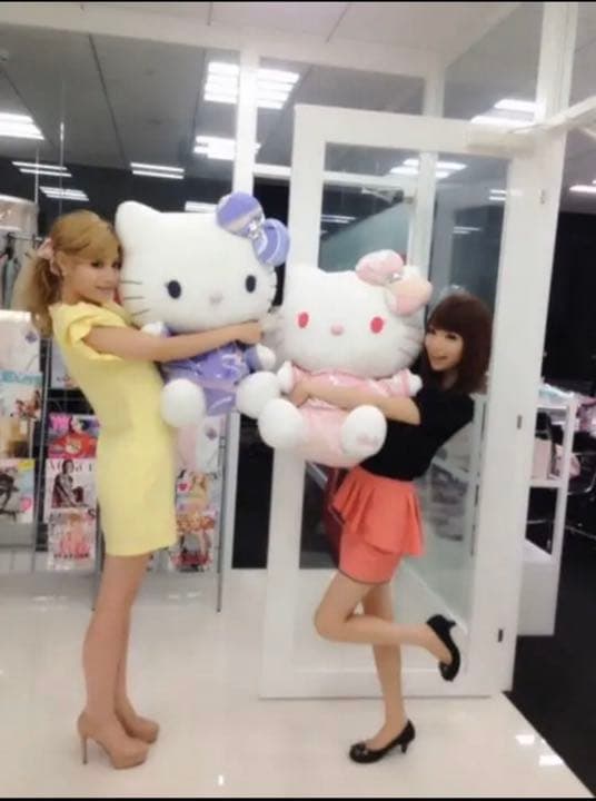 Rady ハローキティ ノベルティ BIGぬいぐるみ 2013年版 マーブル