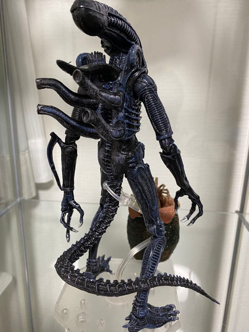 NECA ネカ アルティメット ウォーリー エイリアン プレデター