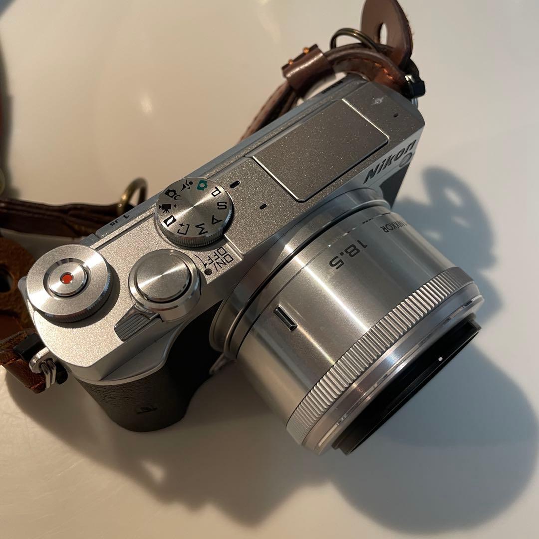 ニコン1J5 単焦点レンズ18.5mm f1.8 セット