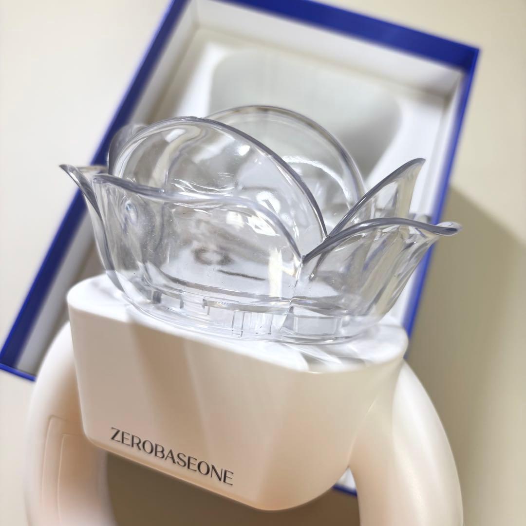 ZEROBASONE ゼベワン ペンライト トレカ付き - メルカリ