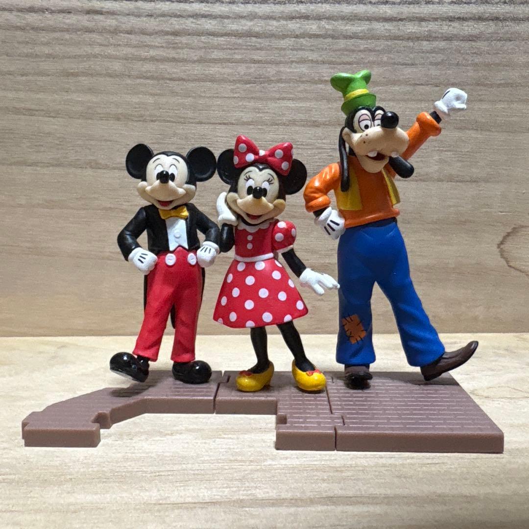ディズニー ミニチュアフィギュアコレクション ミッキー ミニー