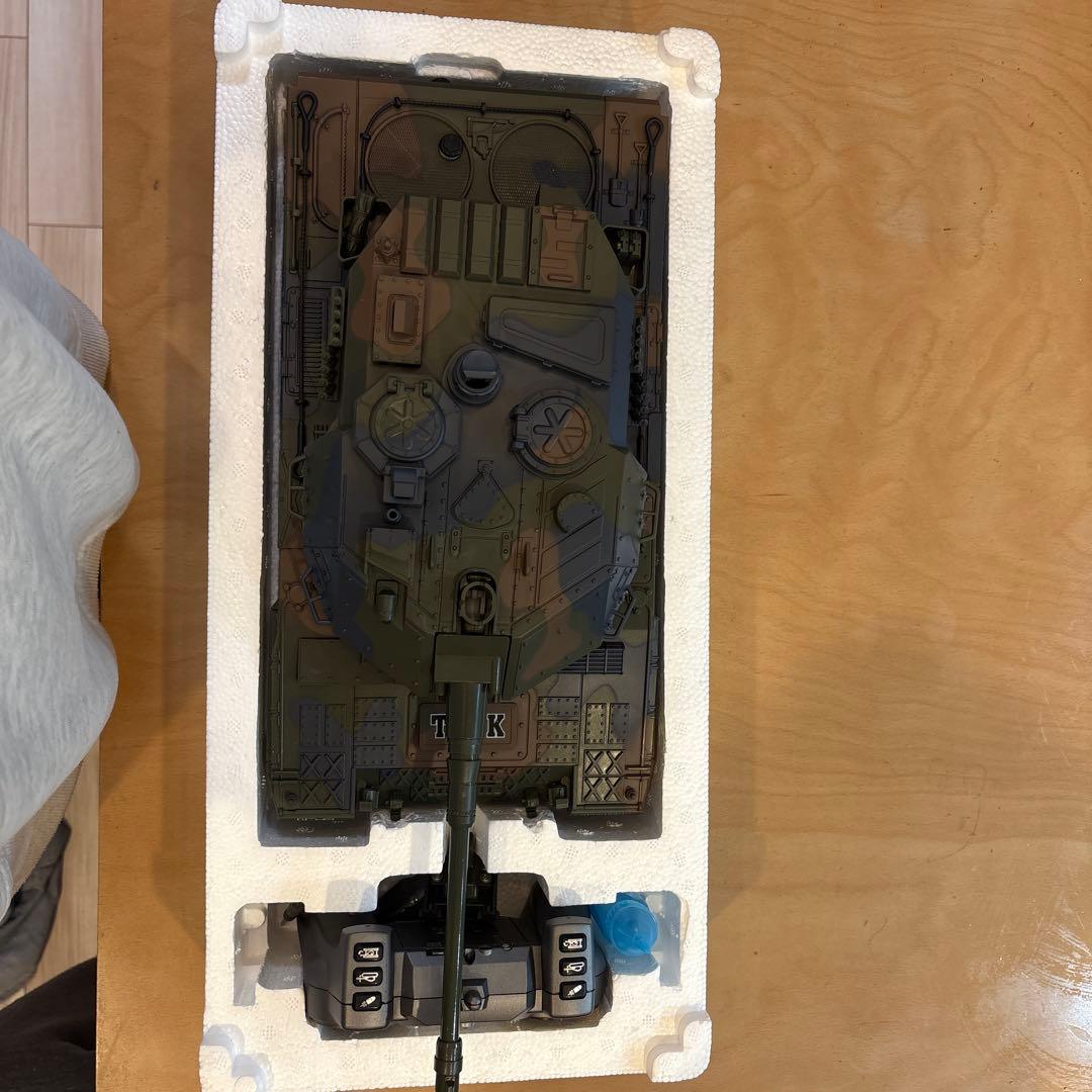 TJ001 迷彩戦車 1/18 ラジコン