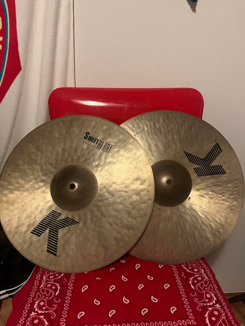 K Sweet Hi-Hat 15インチ シンバル　TOP&BOTTOM Zildjian】K Zildjianシリーズから、ダークな音色をベースに華やかさと