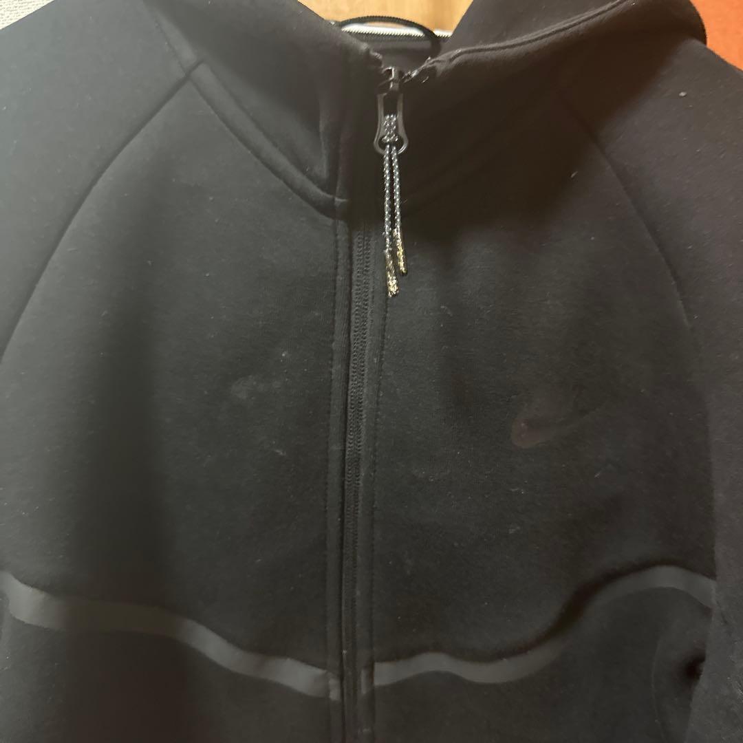 NIKEテックフリース黒sサイズ上のみ - メルカリ