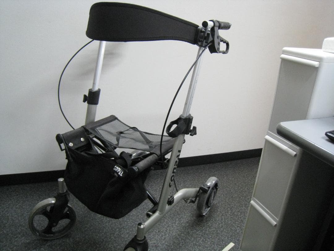 ナブテスコ CONPAL 抑速ブレーキ付き歩行車 歩行器 シルバーカー ⑤