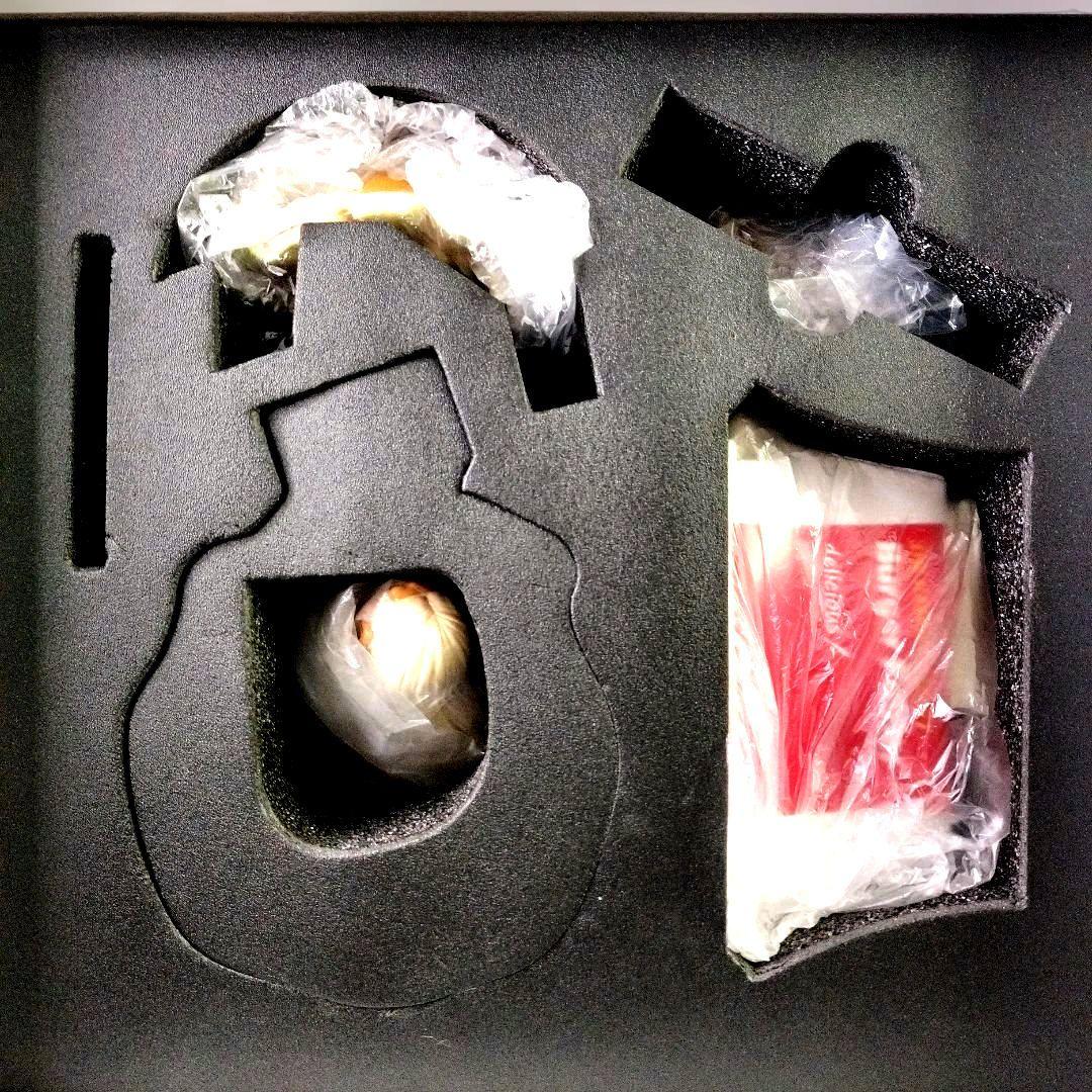 開封品 We Art Doing BURGER FAIRIES Yellow - メルカリ